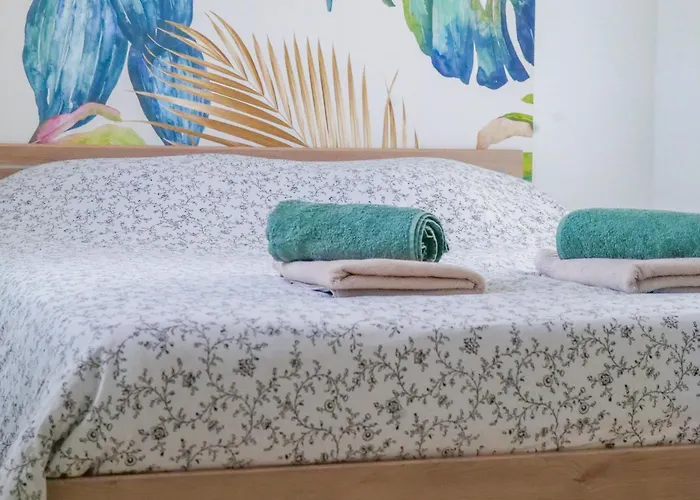 Maison De - Quartier Calme - 6 Personnes *